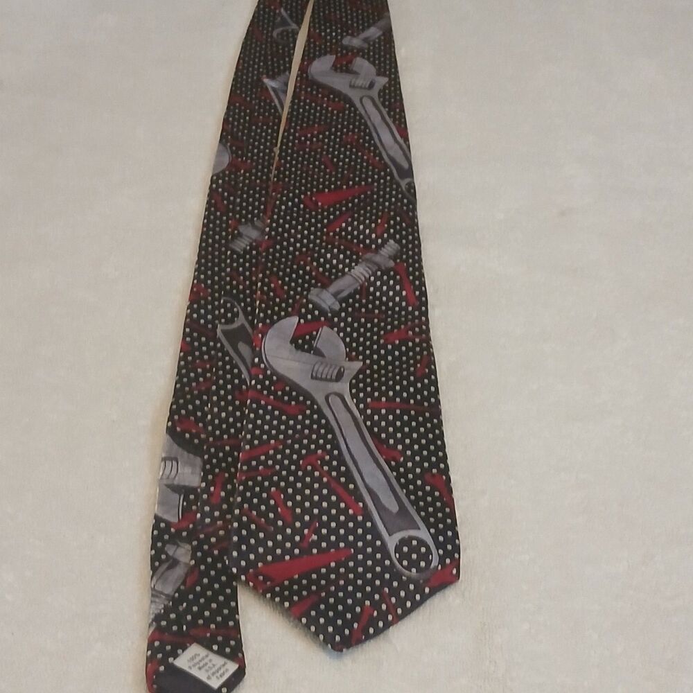 Vintage Home Improvement Retro Giant Wrench Tools Tie USA